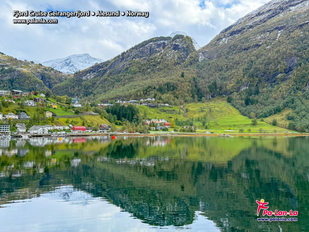 Fjord Cruise Geirangerfjord